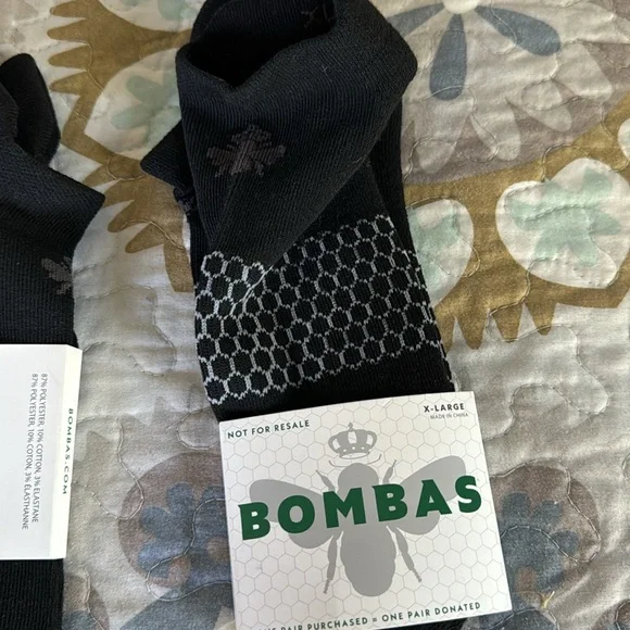 2 Pairs Bombas Sneaker Socks X-Large - Picture 5 of 6